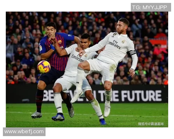 10月24日巴塞罗那与皇家马德里激战直播全程回顾与精彩瞬间解析