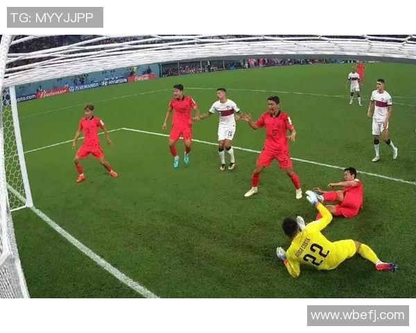 圣彼得堡与莫尔德激战成平局比赛结果引发球迷热议 圣彼得堡与莫尔德激战成平局比赛结果引发球迷热议